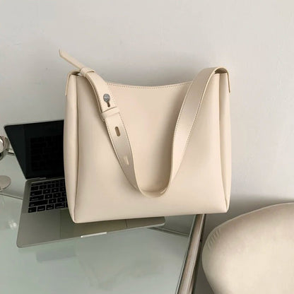 Bella Shoulder Bag
